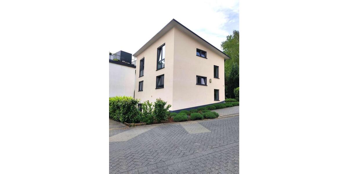 Einfamilienhaus Bad Soden am Taunus - 5 Zimmer, 175 m&sup2;, 3.200&euro; | Angebot:24271376