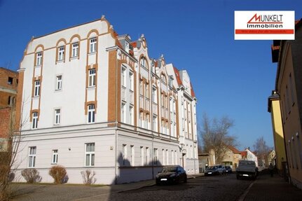 3 Zimmer Dachgeschoß Wohnung in ruhiger Wohnlage
