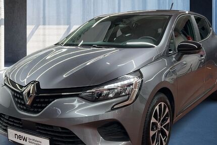 Renault Clio 21.467 km 14.912 € Köln 50939