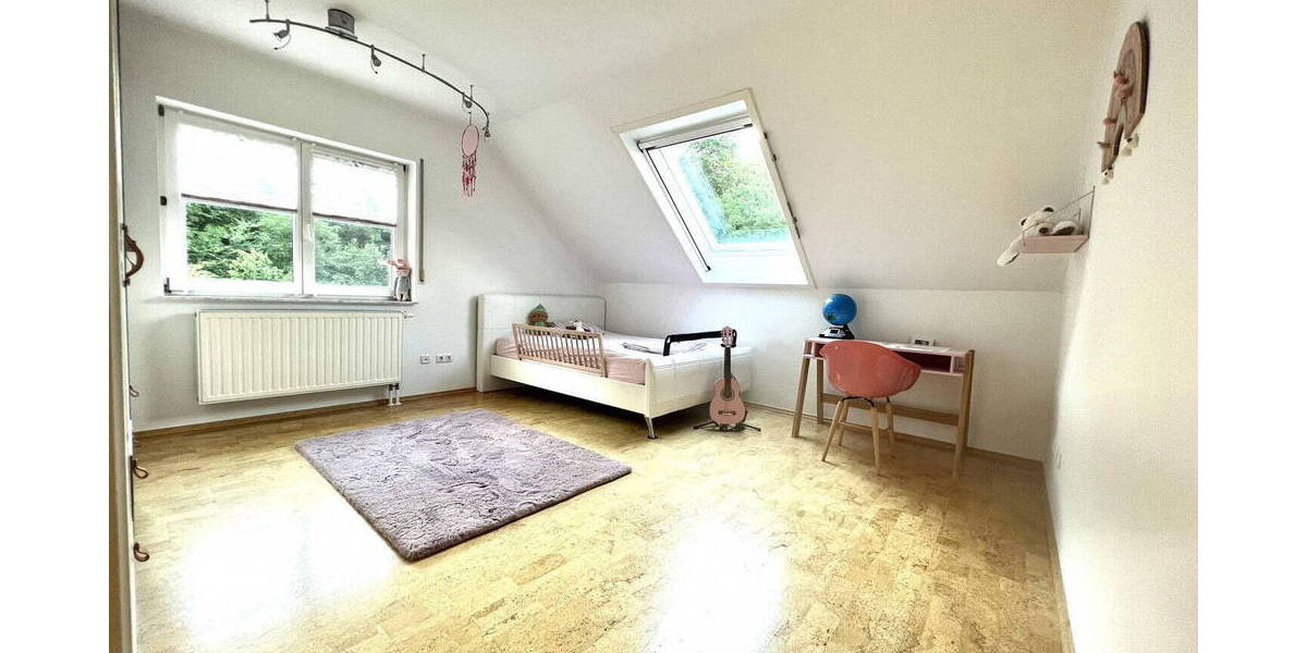 Einfamilienhaus Schweinfurt Nordöstlicher Stadtteil - 9 Zimmer, 188 m&sup2;, 749.000&euro; | Angebot:26148778