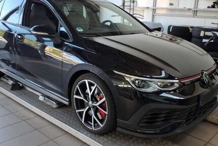 VW Golf 33.431 km 33.430 &euro; Wolfratshausen 82515
