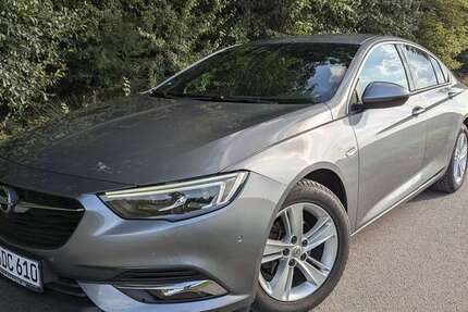 Opel Insignia 77.201 km 13.800 € Freiburg im Breisgau 79111