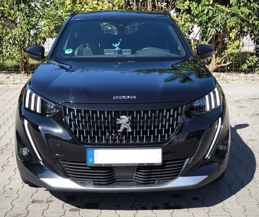 Peugeot 2008 75.000 km 19.800 € Burgkirchen 84508