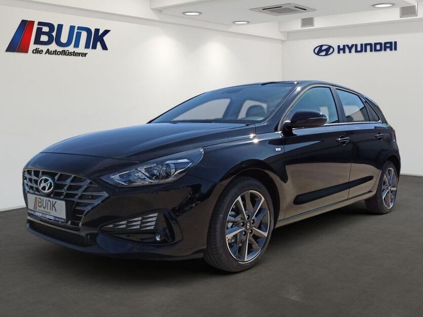 i30