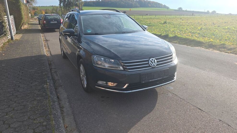 VW Passat 216.000 km 6.500 € Lautert 56355