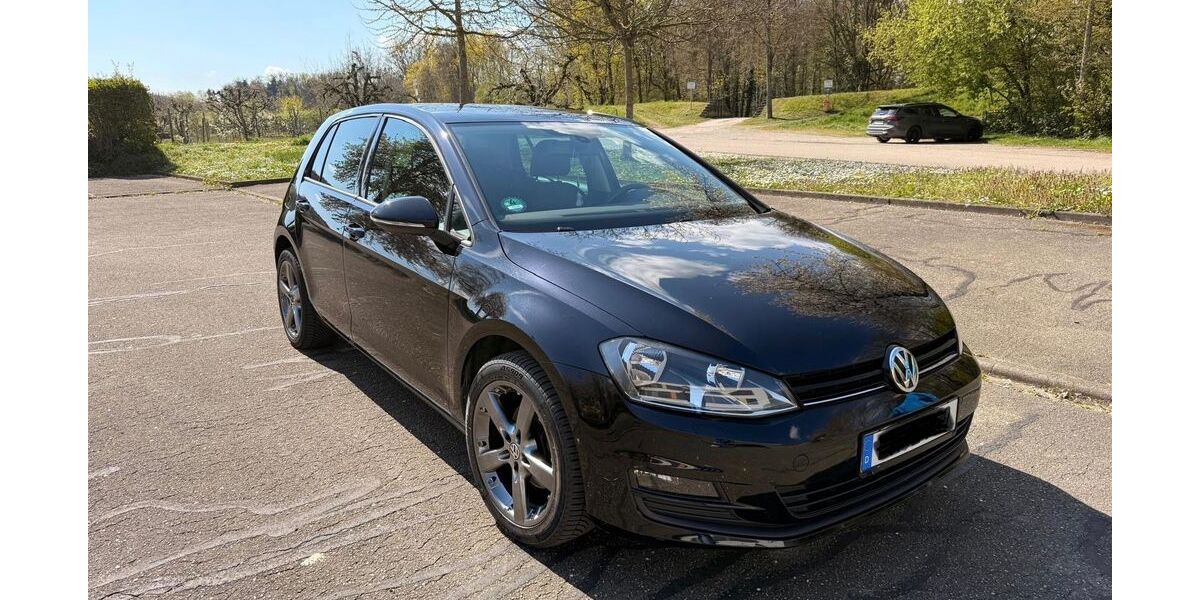 VW Golf 76.455 km 9.400 &euro; Endingen 79346