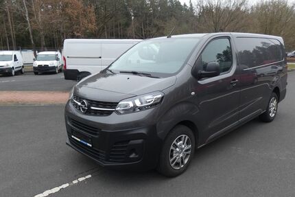 Opel Vivaro 105.000 km 13.673 &euro; Waldsassen 95652