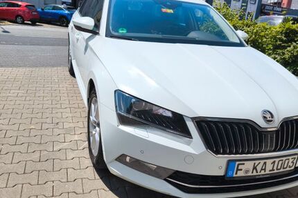 Skoda Superb 205.000 km 11.500 &euro; Frankfurt am Main 65933