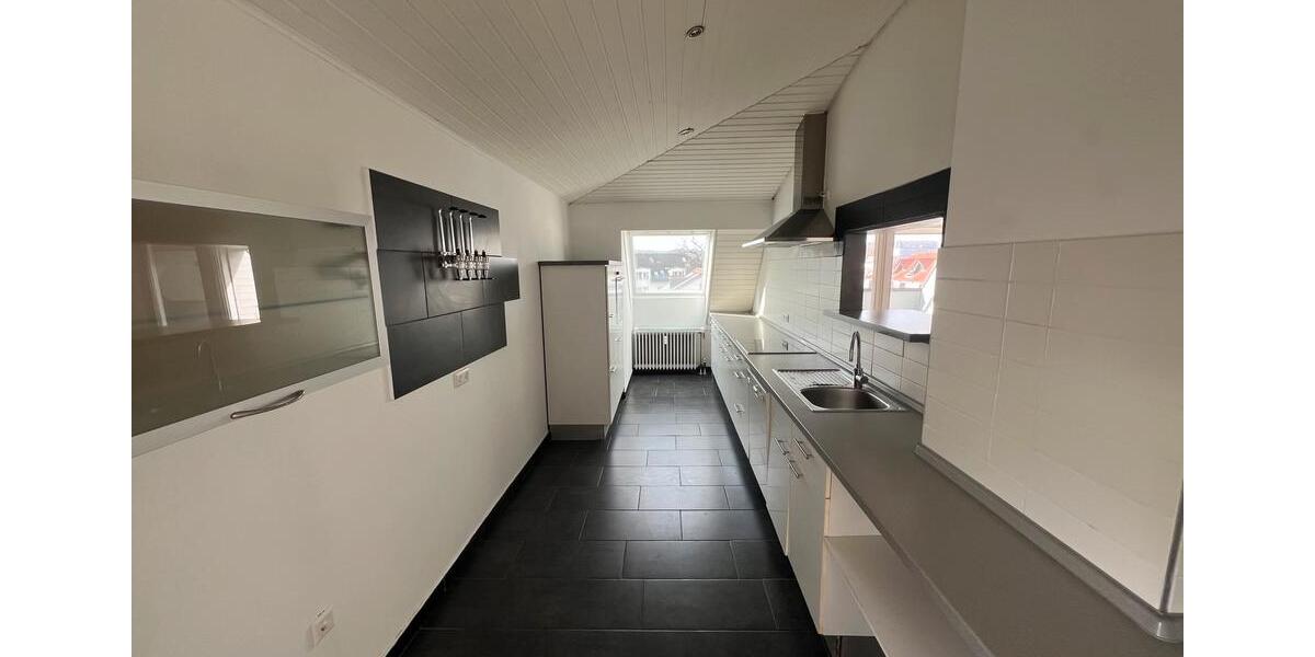 Dachgeschoßwohnung Ravensburg Eschach - 3.5 Zimmer, 102 m&sup2;, 425.000&euro; | Angebot:26391820