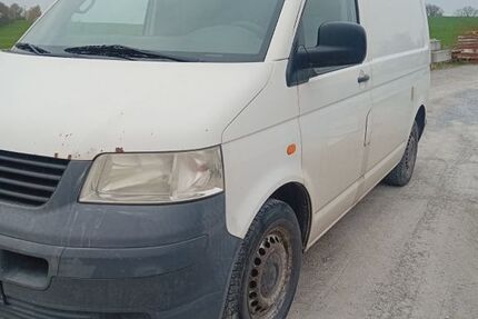 VW T5 Transporter 250.000 km 2.999 &euro; Essingen 73457