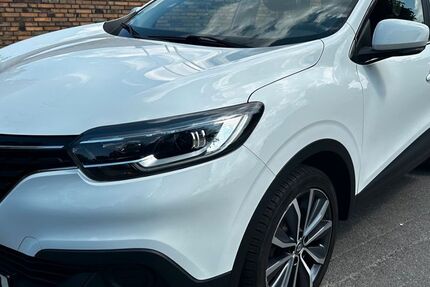 Renault Kadjar 90.700 km 8.999 &euro; Düsseldorf 40470