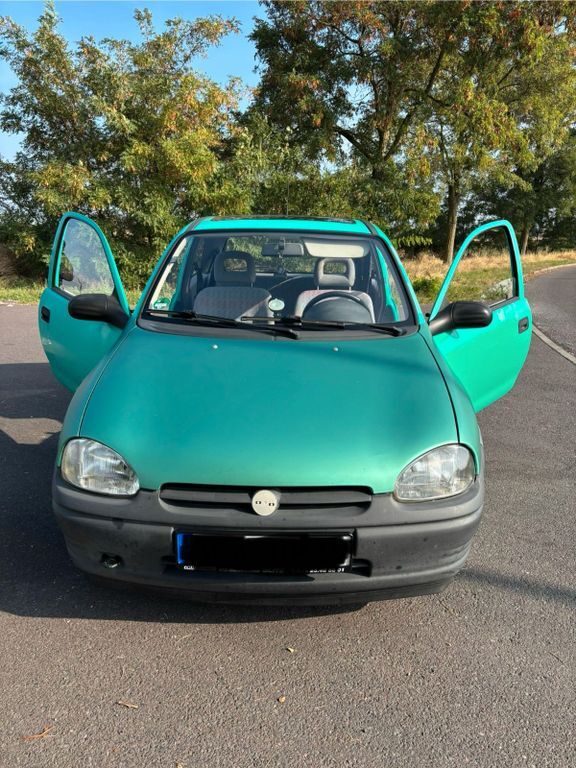 Opel Corsa 105.200 km 1.150 € Welsleben 39221