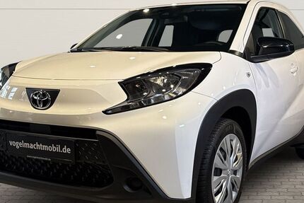 Toyota Aygo (X) 36.700 km 14.880 € Korbach 34497