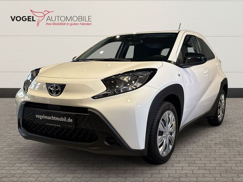 Toyota Aygo (X) 36.700 km 14.880 € Korbach 34497
