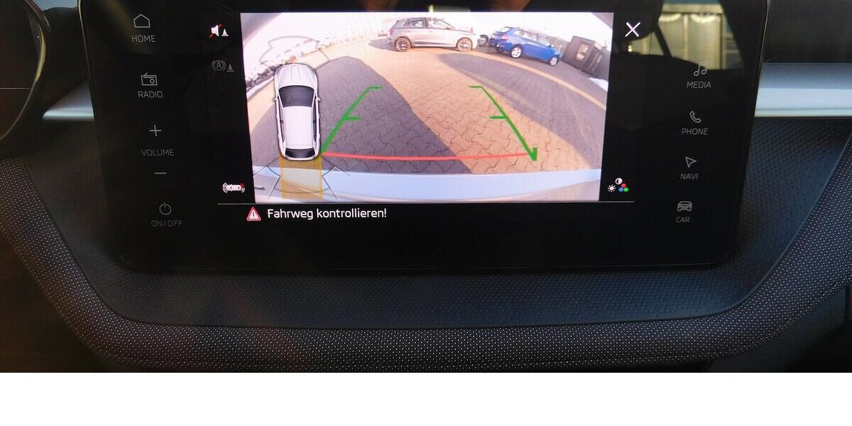 Skoda Fabia 1.0 SelectionTSI BMT Klima Navi 11.000 km 16.990 &euro; Vordorf 38533