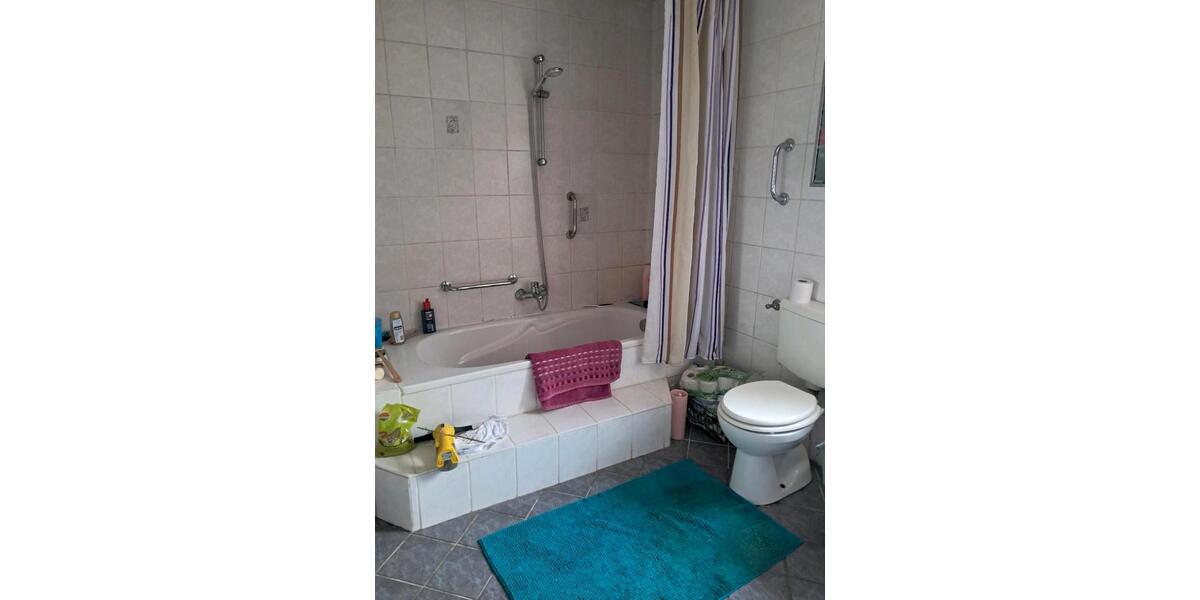 Mehrfamilienhaus, Wohnhaus Schirnding - 9 Zimmer, 200 m&sup2;, 69.000&euro; | Angebot:26234147