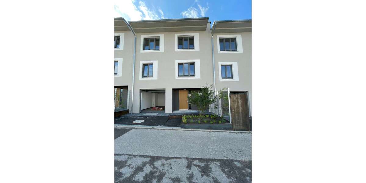 Einfamilienhaus Pfinztal - 5.5 Zimmer, 198 m&sup2;, 2.195&euro; | Angebot:26694061