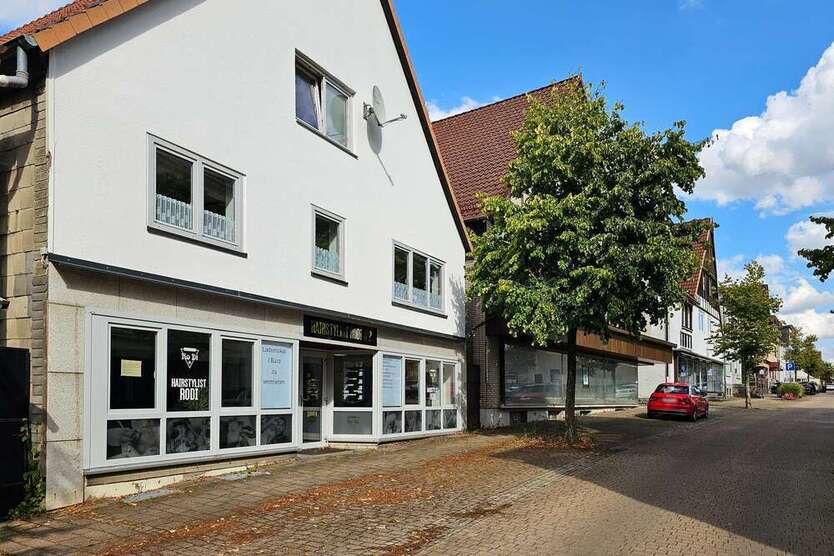 Einzelhandel in Extertal 550 € 100 m²