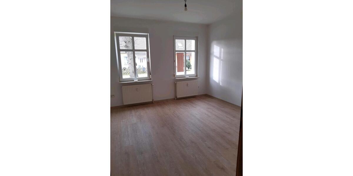 Erdgeschoßwohnung Löwenberger Land - 1.5 Zimmer, 45 m&sup2;, 350&euro; | Angebot:25327201