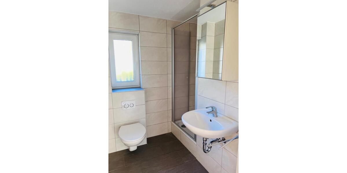 Dachgeschoßwohnung Marburg - 4 Zimmer, 80 m&sup2;, 780&euro; | Angebot:25431433