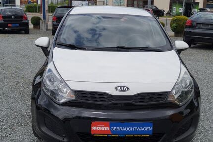Kia Rio 227.126 km 3.000 &euro; Chemnitz 09116