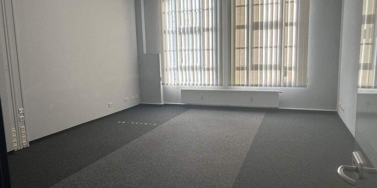 Gewerbeobjekt Halle (Saale) Büschdorf - 1 Zimmer, 488 m&sup2;, 3.990&euro; | Angebot:25671753