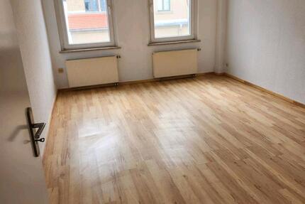 Wohnung Halle (Saale) - 2 Zimmer, 79 m&sup2;, 109.000&euro; | Angebot:24803647