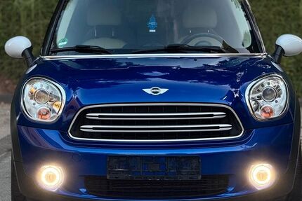 Mini Countryman D (Cooper) 162.000 km 8.899 &euro; Remscheid 42899