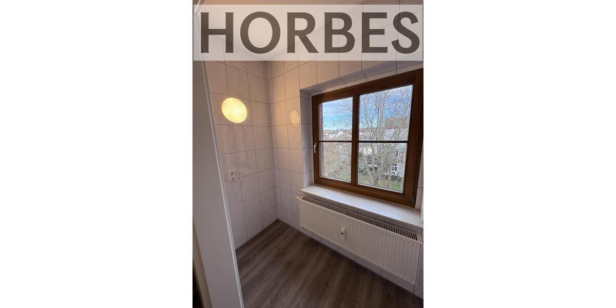 Dachgeschoßwohnung Zwickau Zwickau-Nord - 2 Zimmer, 106 m&sup2;, 850&euro; | Angebot:24874264