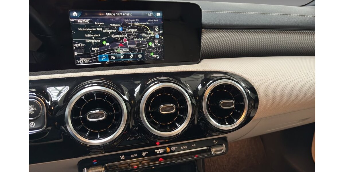 Mercedes-Benz CLA 180 Shooting Brake Leder Navi Kamera 1.Hd 108.430 km 17.500 &euro; Wuppertal 42327