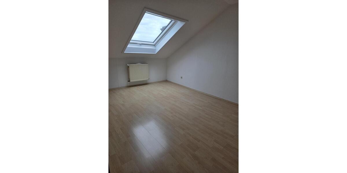 Dachgeschoßwohnung Landau in der Pfalz - 3 Zimmer, 65 m&sup2;, 630&euro; | Angebot:26448768