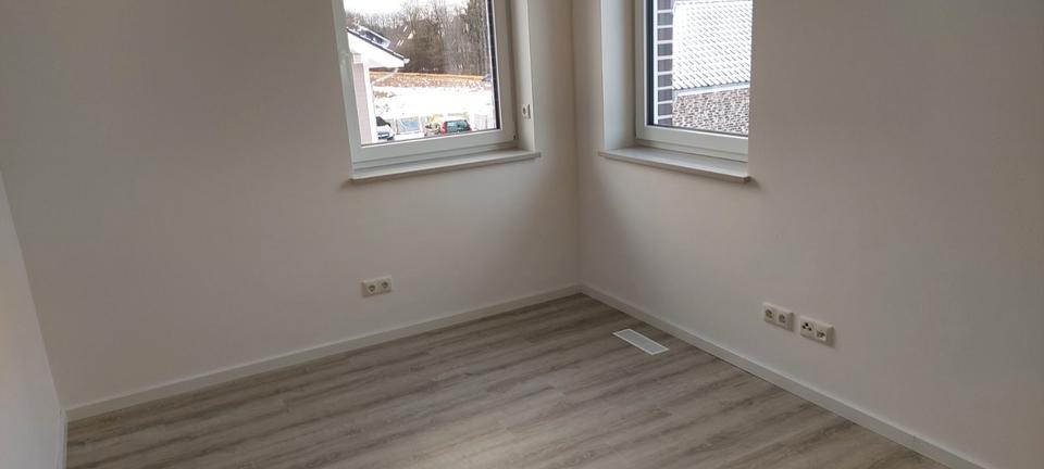 Doppelhaushälfte Schenefeld - 4 Zimmer, 120 m&sup2;, 1.320&euro; | Angebot:26041604