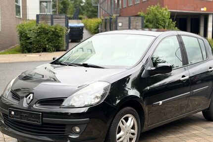 Renault Clio 159.000 km 3.490 &euro; Norderstedt 22848