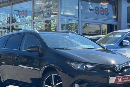 Toyota Auris 81.900 km 12.490 &euro; Kiel 24107
