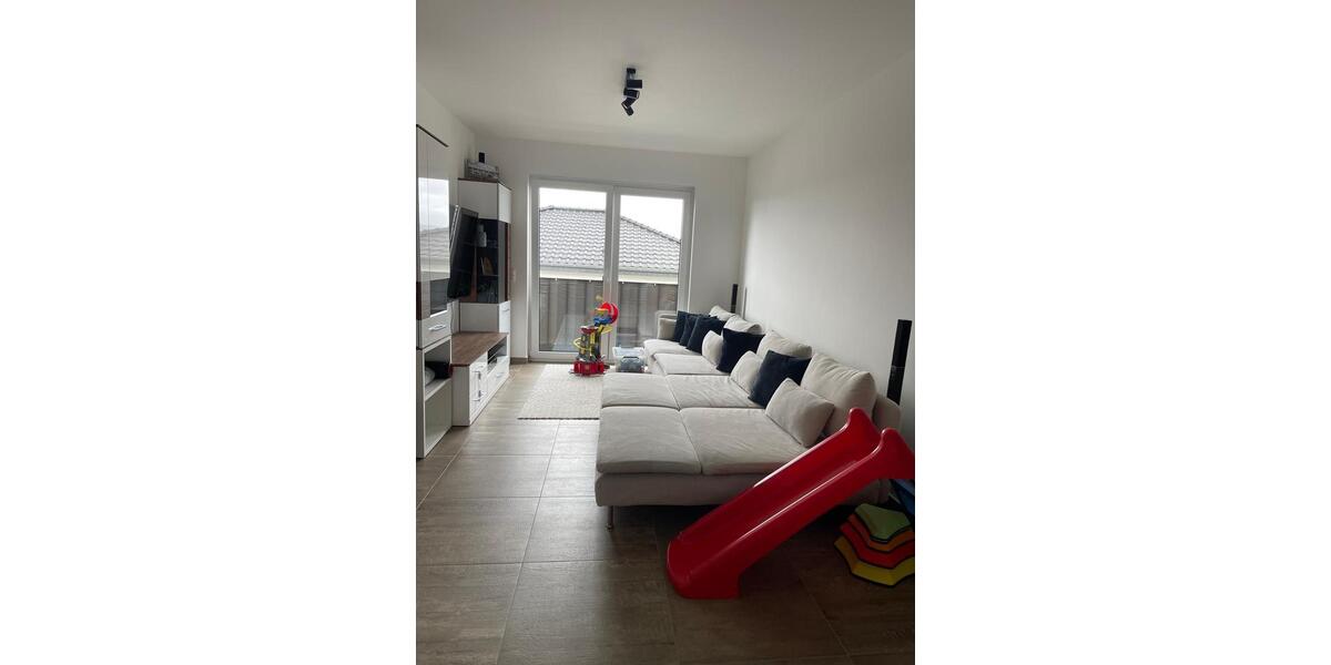 Einfamilienhaus Butzbach - 4 Zimmer, 92 m&sup2;, 1.550&euro; | Angebot:26278194