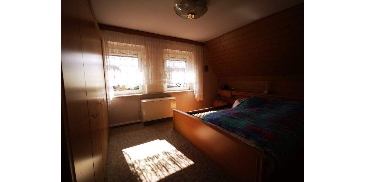 Einfamilienhaus Lauta - 4 Zimmer, 90 m&sup2;, 155.000&euro; | Angebot:25781042