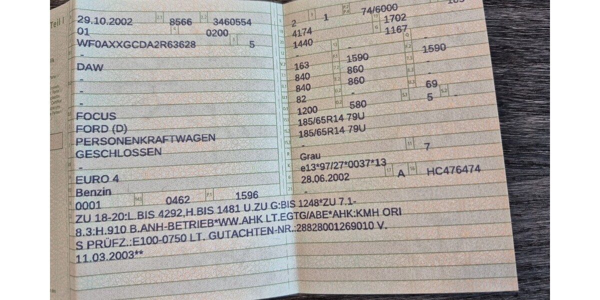 Ford Focus 105.770 km 2.380 &euro; Waldkappel 37284