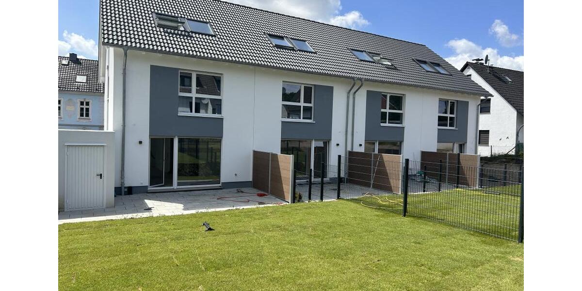 Einfamilienhaus Langenfeld (Rheinland) - 5 Zimmer, 137 m&sup2;, 2.199&euro; | Angebot:26295238