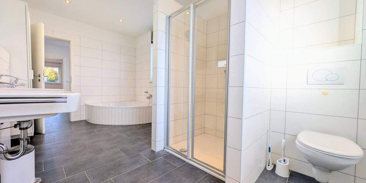 Einfamilienhaus Kaiserslautern Innenstadt - 4 Zimmer, 166 m&sup2;, 518.000&euro; | Angebot:25607975