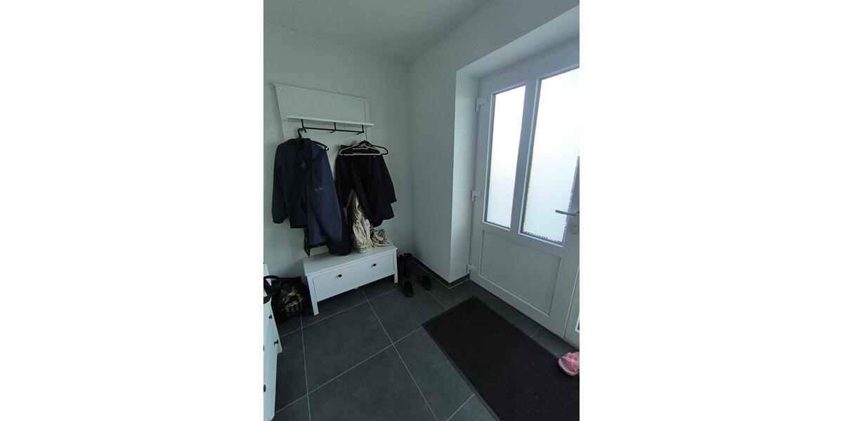 Etagenwohnung Albersdorf - 3 Zimmer, 84 m&sup2;, 1.050&euro; | Angebot:25302732