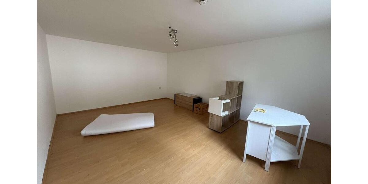 Büro mit Küche + Bad + Garage in Apelnstedt zimmer