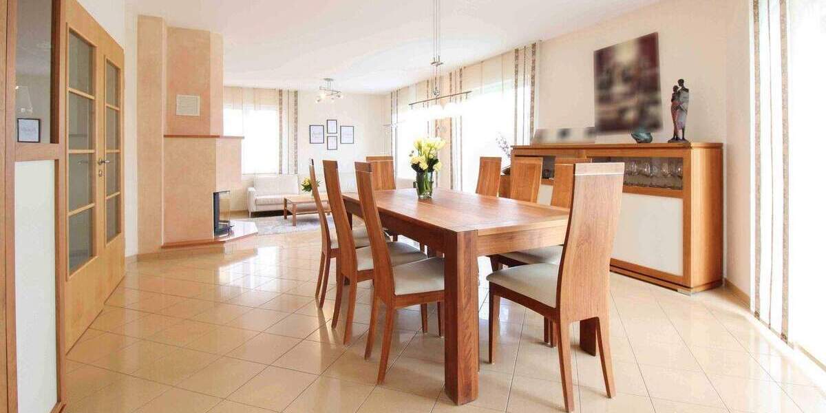 Freistehendes Einfamilienhaus mit großem Garten und Top-Potenzial zur flexiblen Nutzung 8 zimmer