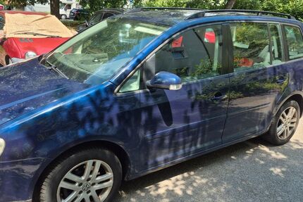 VW Touran 252.000 km 1.100 &euro; Amberg 92224