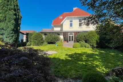 Haus Barmstedt - 7 Zimmer, 260 m&sup2;, 3.600&euro; | Angebot:24860545