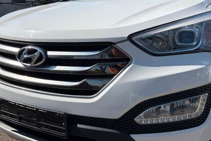 Hyundai SANTA FE 213.000 km 9.950 &euro; LUDWIGSBURG 71642