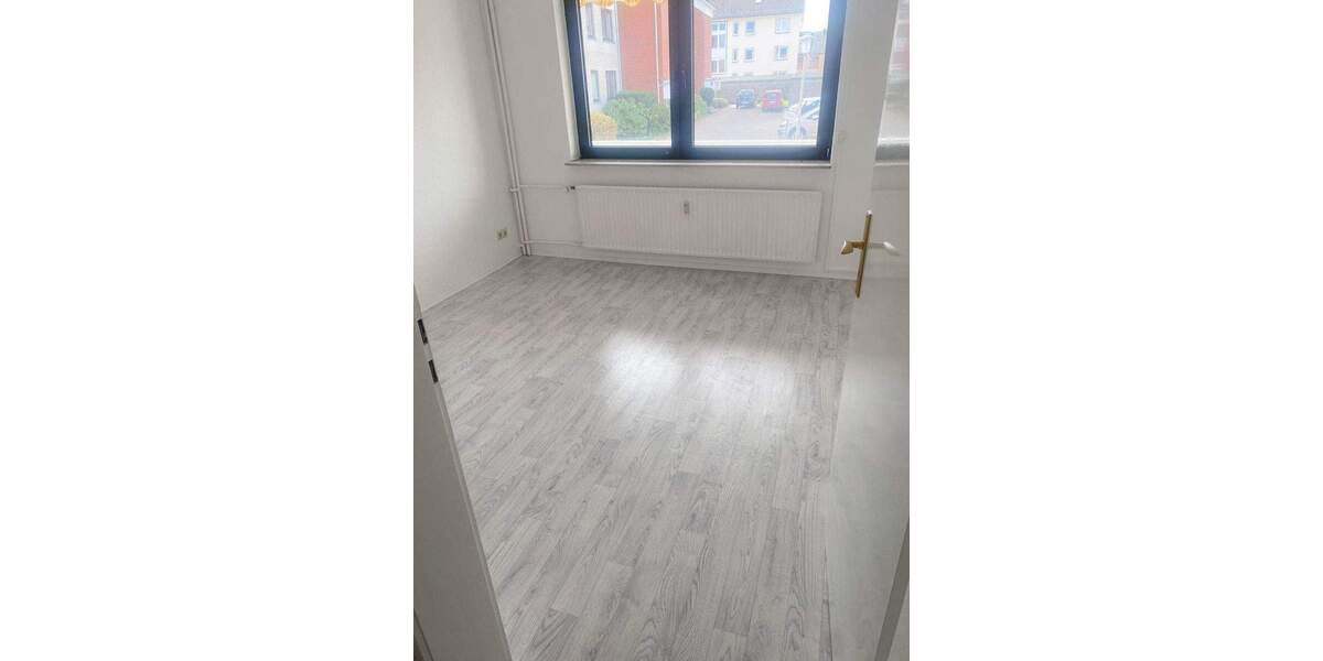 Etagenwohnung Preetz - 3 Zimmer, 65 m&sup2;, 165.000&euro; | Angebot:24775322