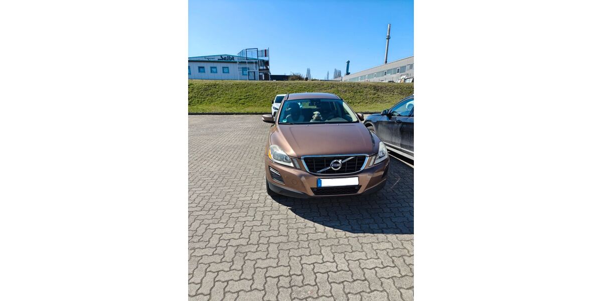 Volvo XC60 369.000 km 6.900 &euro; Halberstadt 38820