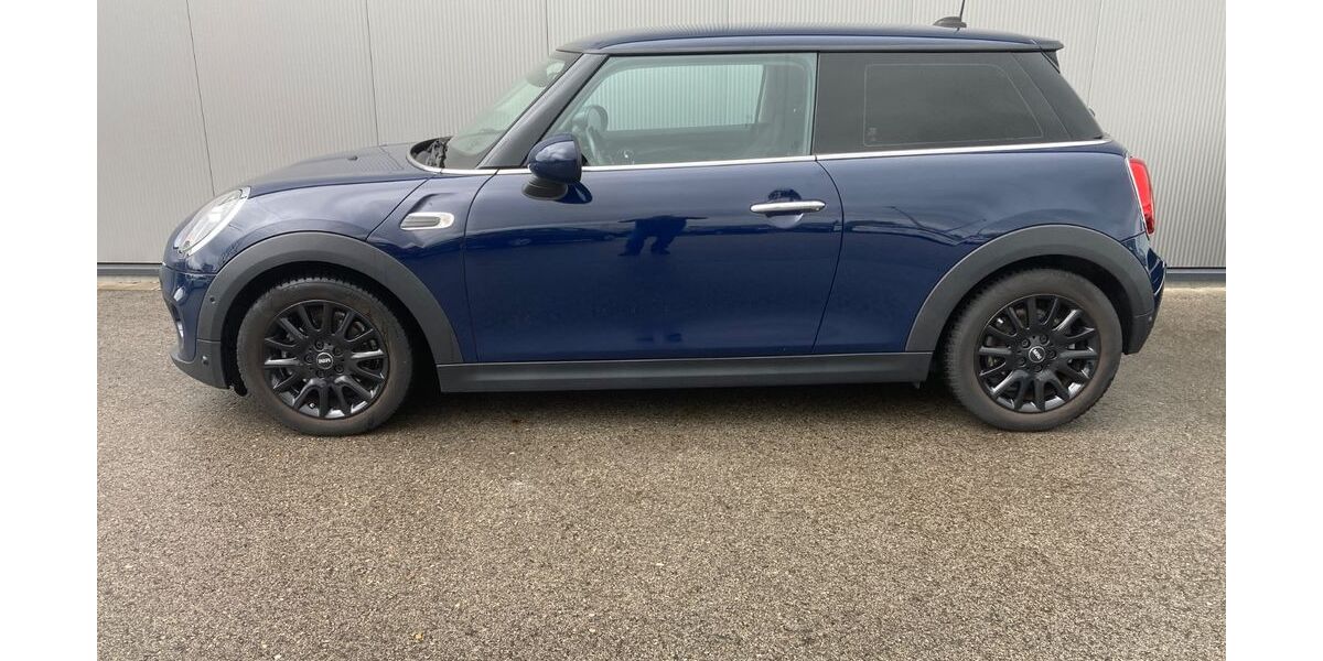 Mini ONE 64.000 km 13.900 € Baiersdorf 91083