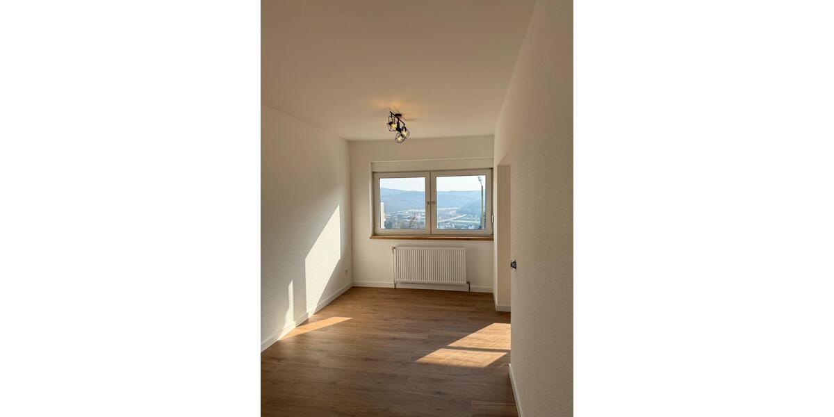Etagenwohnung Siegen - 2 Zimmer, 72 m&sup2;, 169.000&euro; | Angebot:26426899