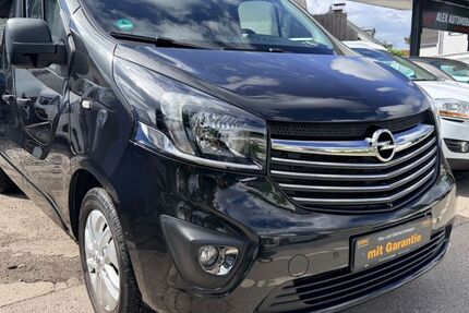 Opel Vivaro 120.000 km 14.990 &euro; München 81825
